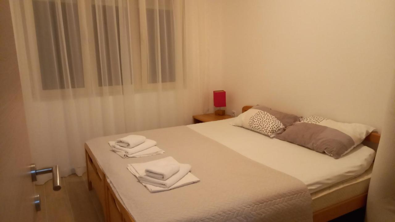 Solaris 3*